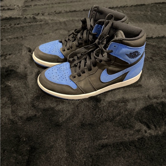 Jordan Black and Blue Suede 1s - Picture 7 of 9